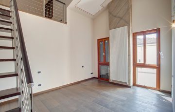Interno D